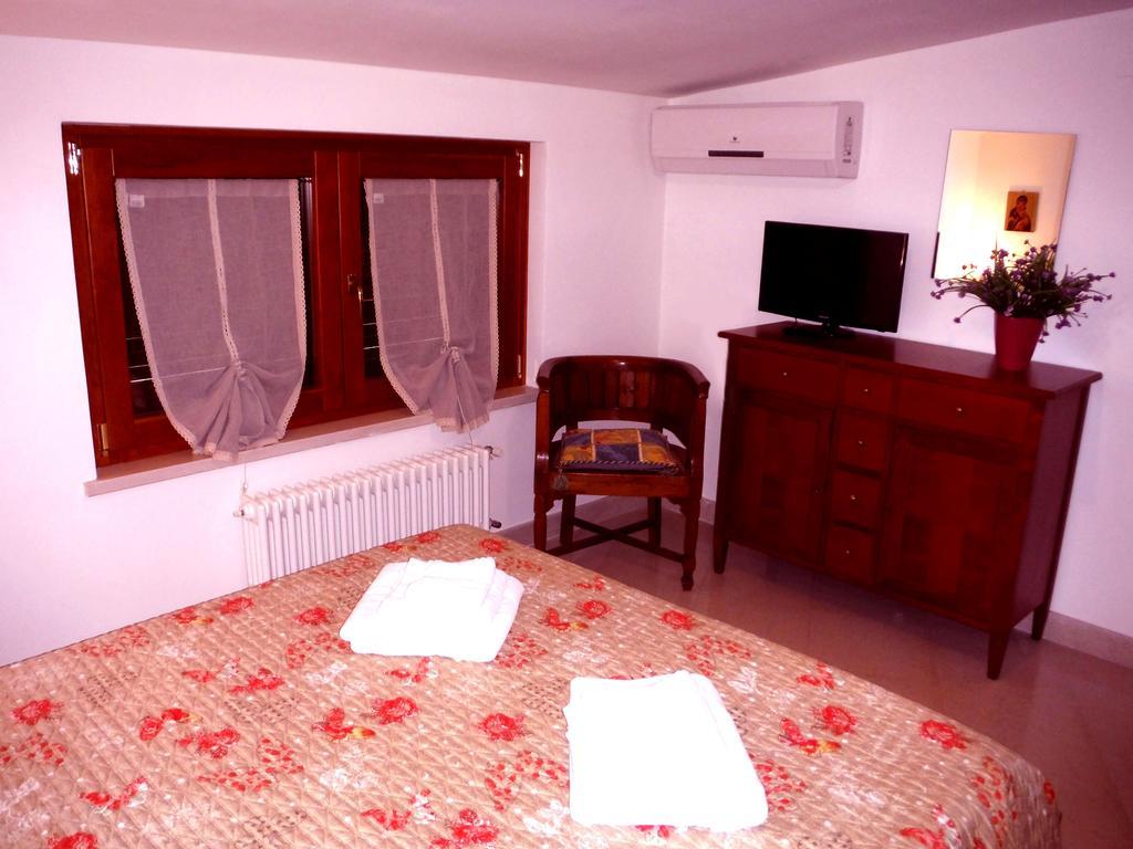 Casa Vacanze Villa Pina ماتيرا المظهر الخارجي الصورة